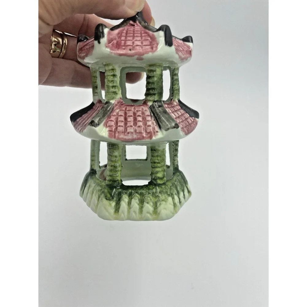 Vtg Aquarium Fishbowl Ceramic Swim Through 3D Japanese‎ Pagoda Tower 5x3.5